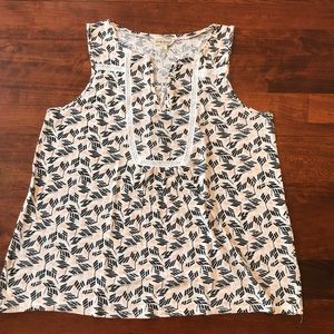 💖Lucky Brand Sleeveless Yoke Top SZ M